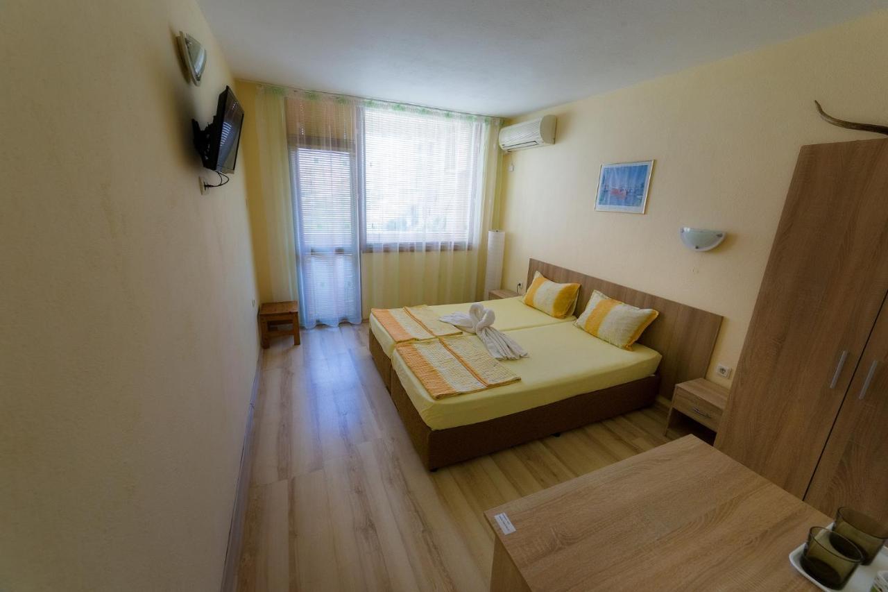 Primorski Briz Guest House بريمورسكو المظهر الخارجي الصورة